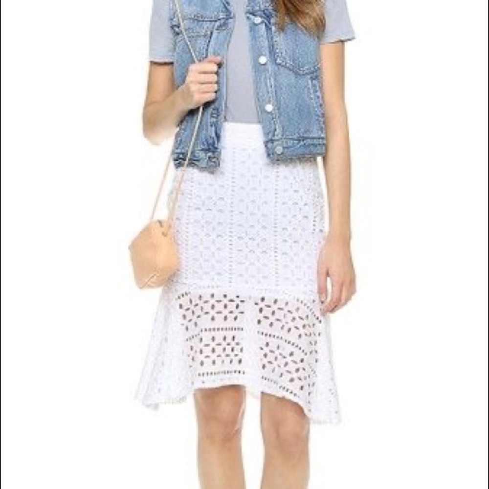 Cupcakes & Cashmere Ingrid Eyelet Ruffle Skirt